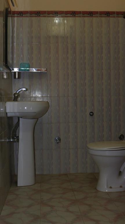 אלמורה Ram Singh Mehra Guest House מראה חיצוני תמונה
